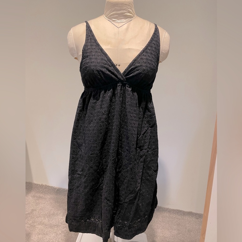 Ella Moss black pocketed dress, eyelet lace. Lined. Super flattering.